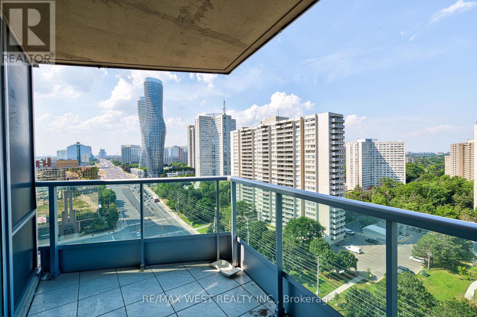 1611 - 1 Elm Drive W, Mississauga, Ontario  L5B 4M1 - Photo 18 - W13414190