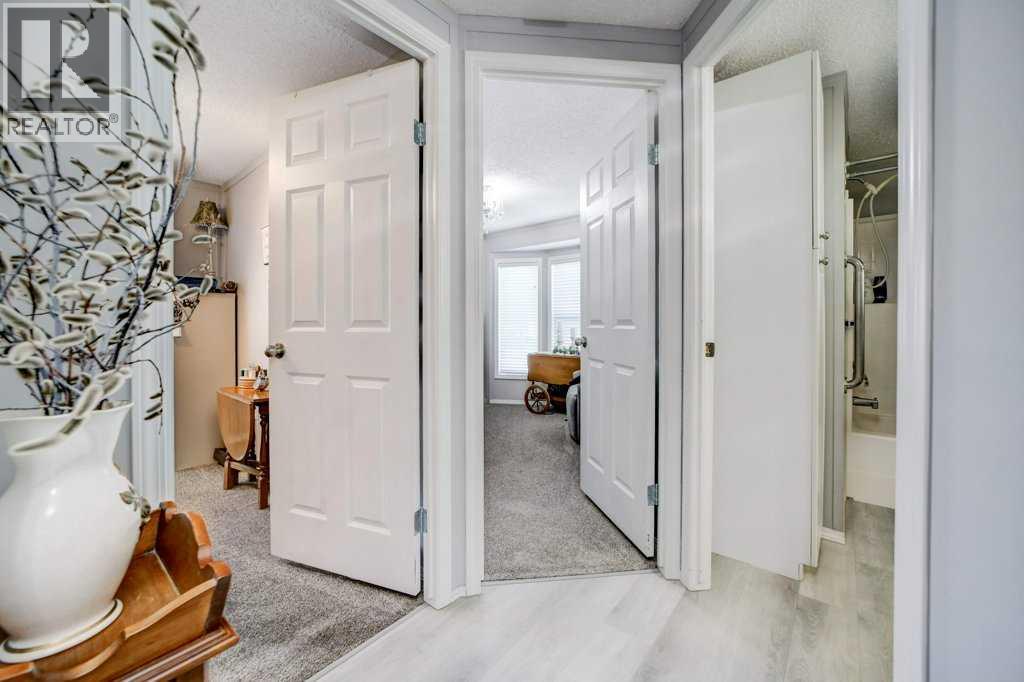 3016 33a  S, Lethbridge, Alberta  T1K 7K2 - Photo 11 - A2316575