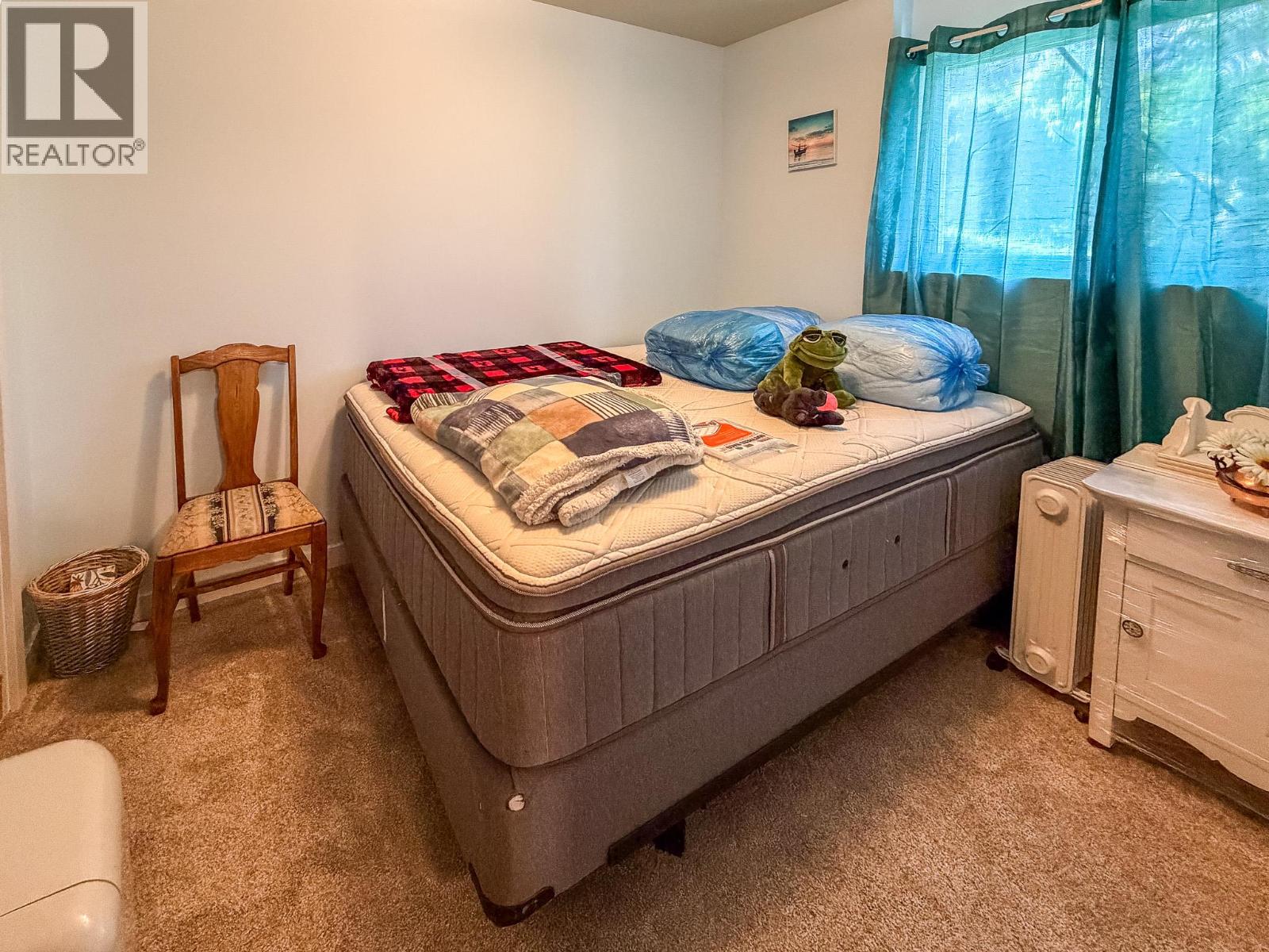 9271 Campbell Street, Moyie, British Columbia V0B 2A0 - Photo 13 - 10390465