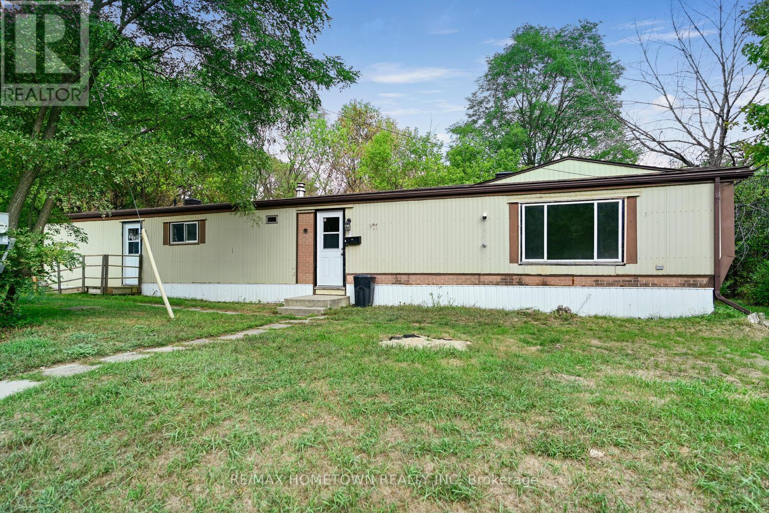 2564  A & B Old Red Road, Elizabethtown-Kitley, Ontario  K6V 5T3 - Photo 3 - X13414384