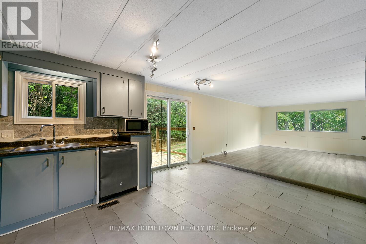 2564  A & B Old Red Road, Elizabethtown-Kitley, Ontario  K6V 5T3 - Photo 7 - X13414384