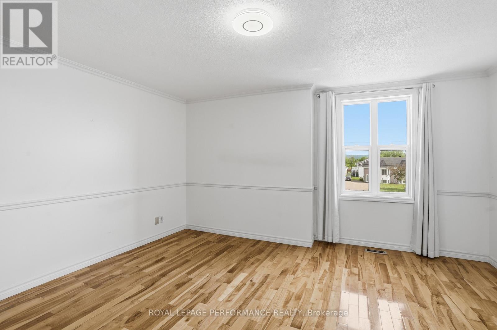 768 Nelson Street W, Hawkesbury, Ontario  K6A 3P2 - Photo 14 - X13128830