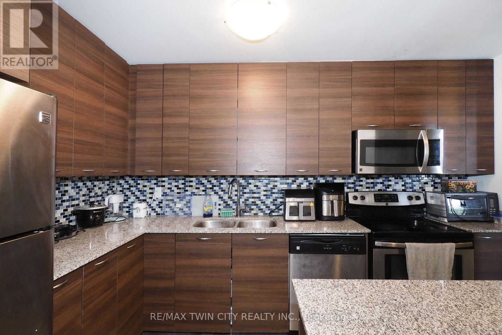 2203 - 318 Spruce Street, Waterloo, Ontario  N2L 0E9 - Photo 11 - X13413902