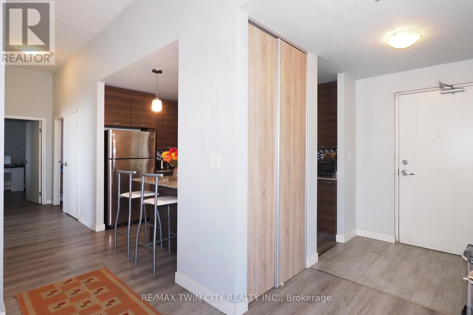 2203 - 318 Spruce Street, Waterloo, Ontario  N2L 0E9 - Photo 6 - X13413902