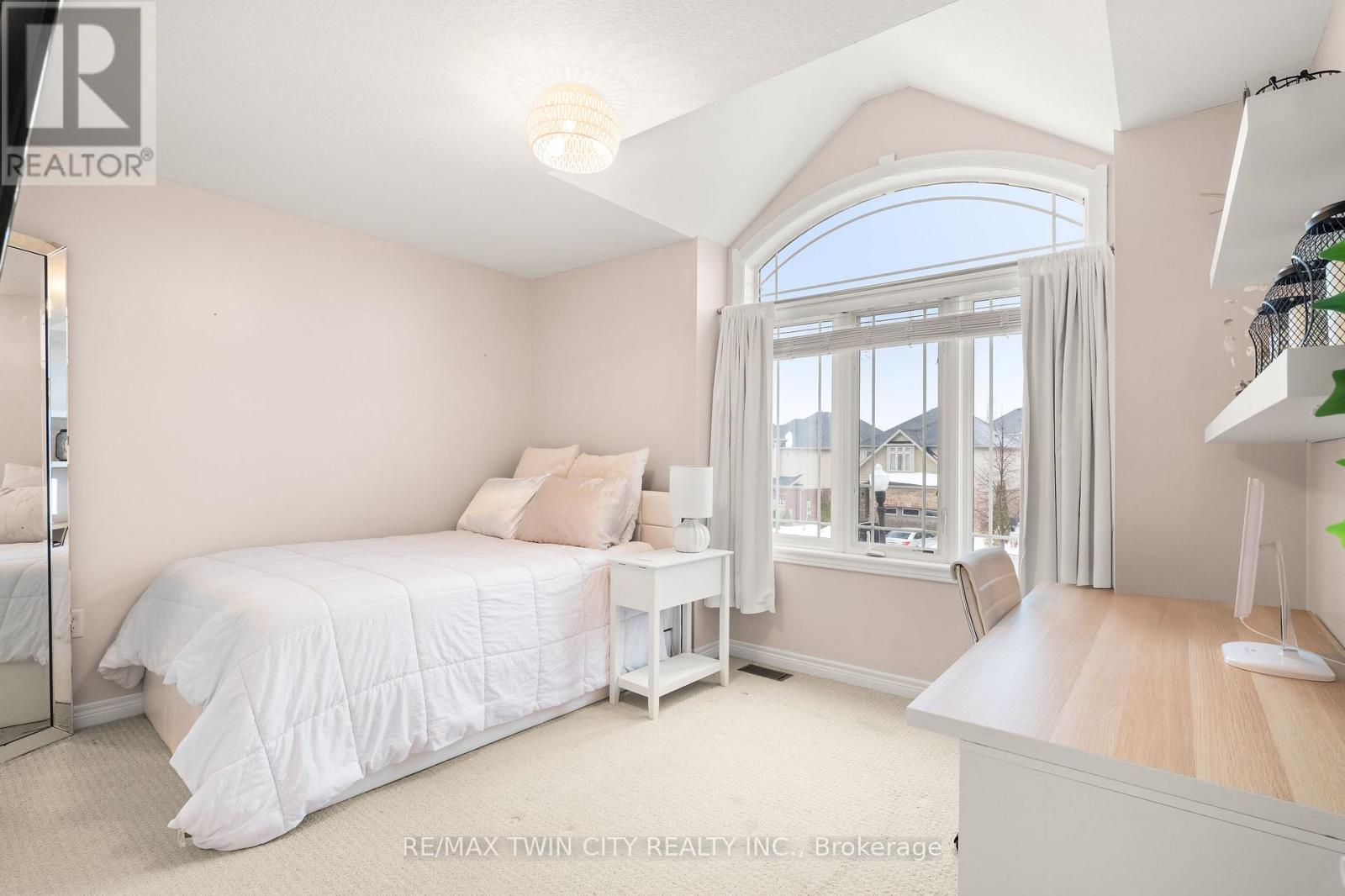 78 Forest Creek Drive, Kitchener, Ontario  N2R 0B5 - Photo 39 - X13413938