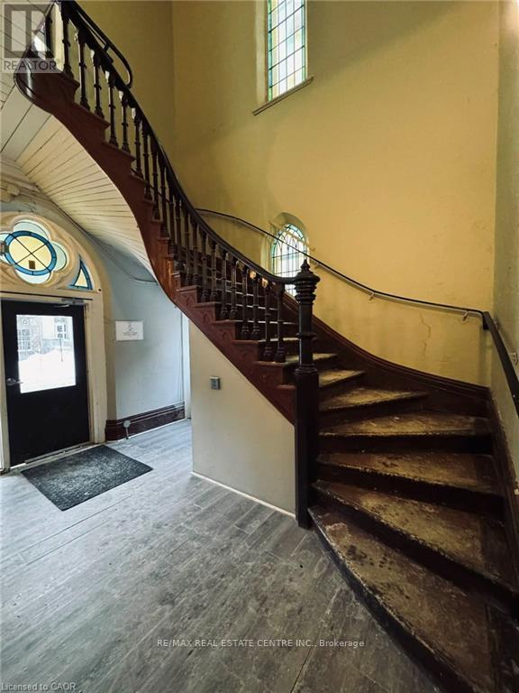 103 - 34 Riddell Street, Woodstock, Ontario  N4S 6M1 - Photo 2 - X13414120