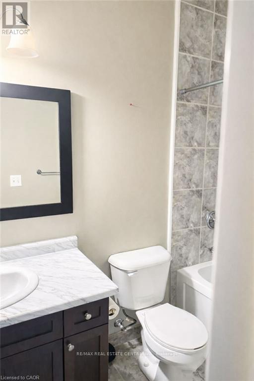 103 - 34 Riddell Street, Woodstock, Ontario  N4S 6M1 - Photo 3 - X13414120