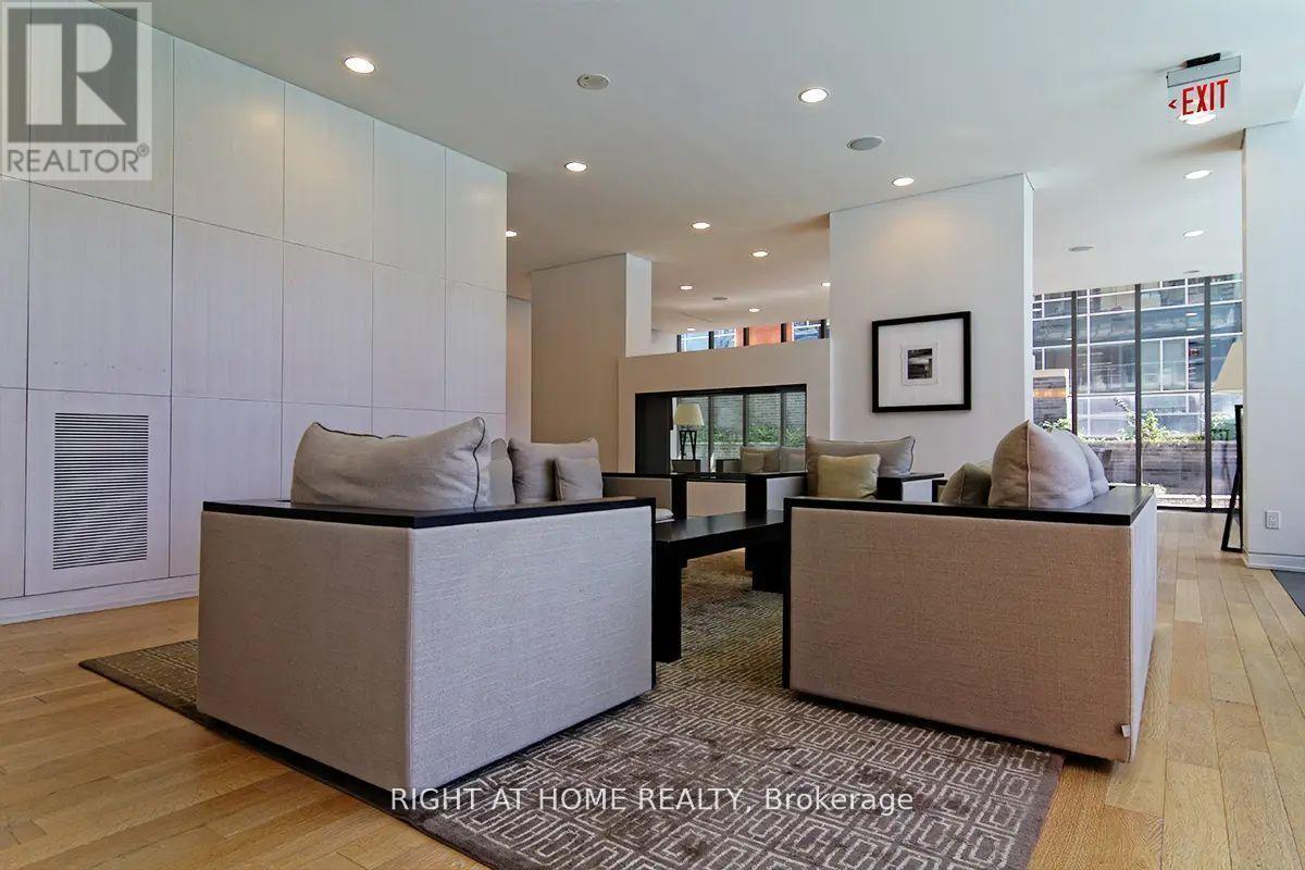 1005 - 33 Charles Street E, Toronto, Ontario  M4Y 1R9 - Photo 12 - C13414228
