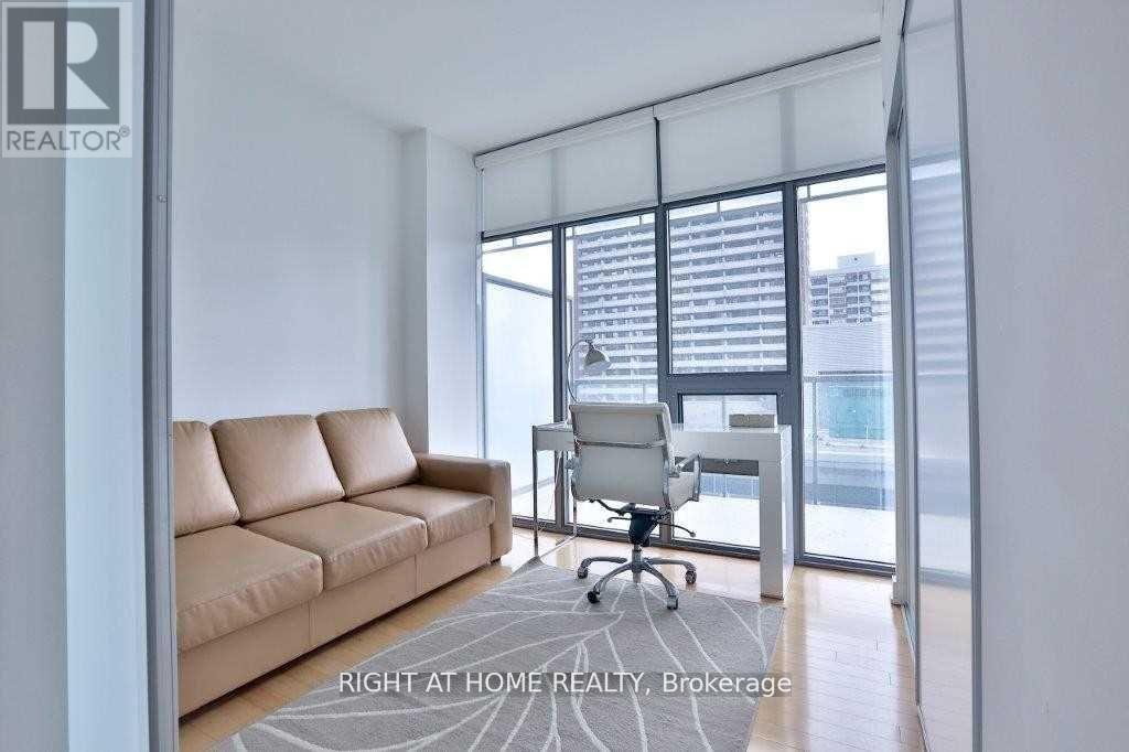 1005 - 33 Charles Street E, Toronto, Ontario  M4Y 1R9 - Photo 6 - C13414228