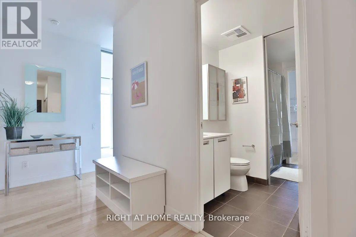1005 - 33 Charles Street E, Toronto, Ontario  M4Y 1R9 - Photo 9 - C13414228