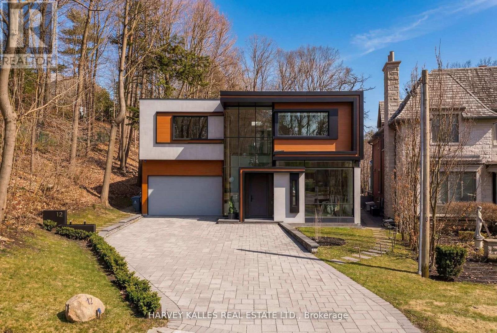 12 WINTON ROAD, Toronto, Ontario