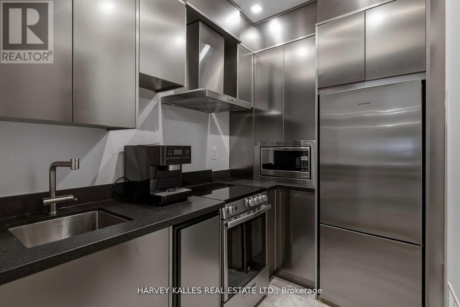 12 Winton Road, Toronto, Ontario  M4N 3E3 - Photo 45 - C13414310