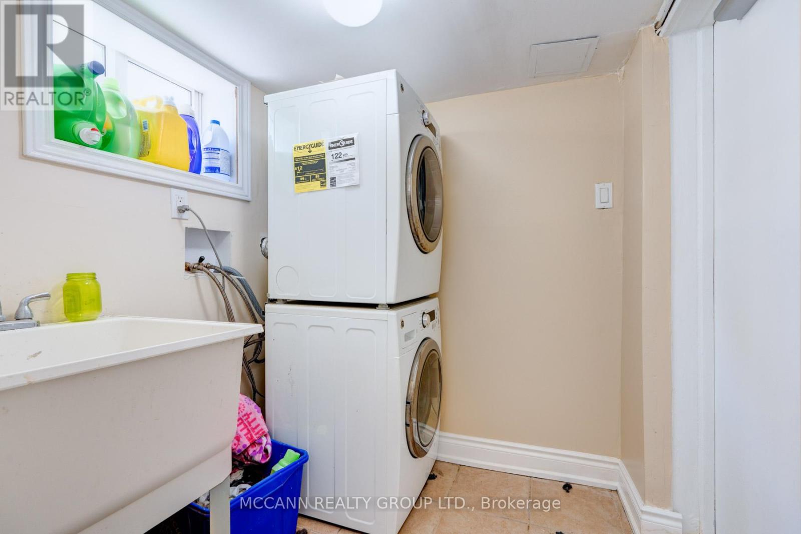 Bsmnt - 301 Robina Avenue, Toronto, Ontario  M6C 3Z2 - Photo 12 - C13414320