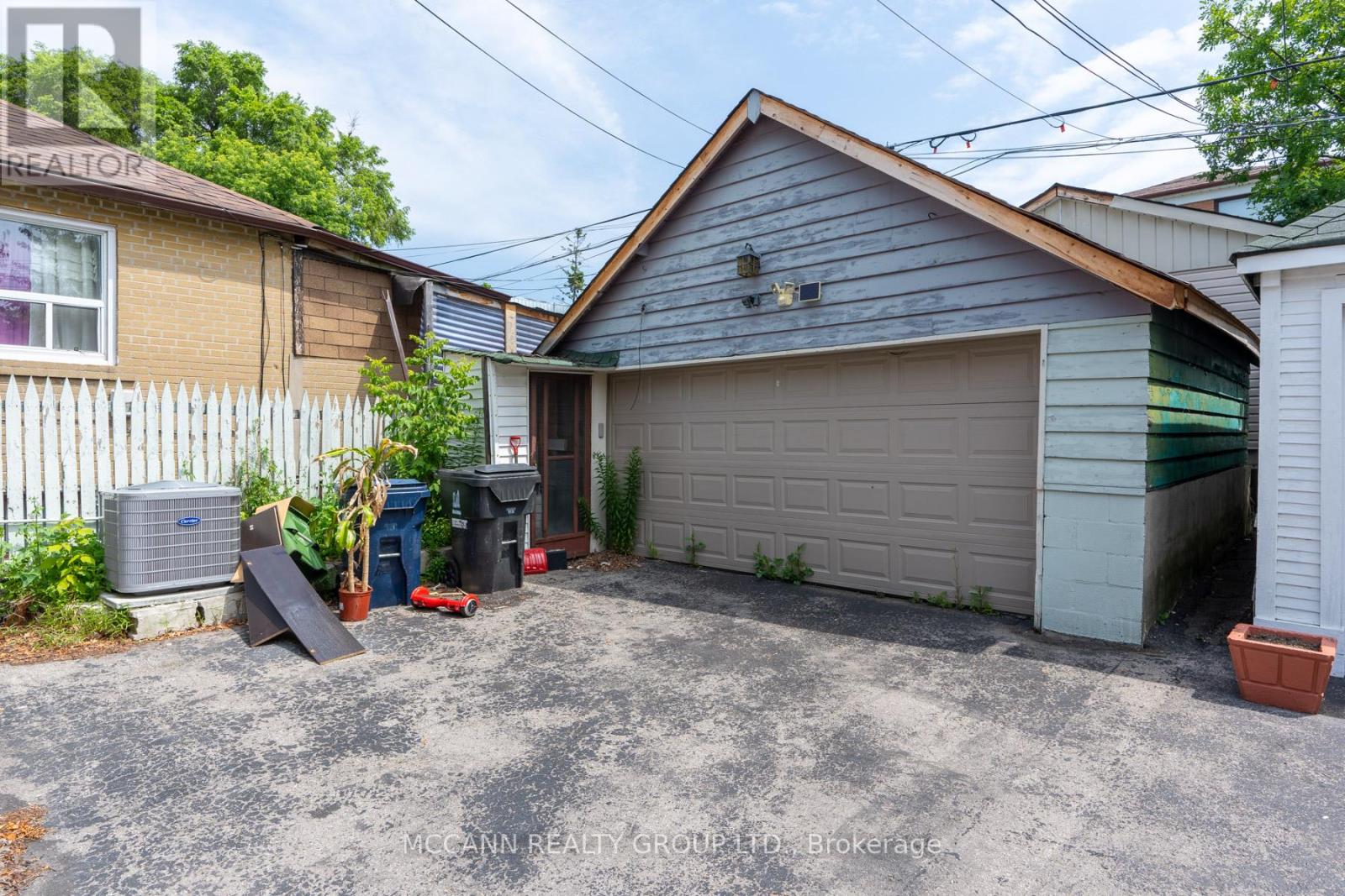 Bsmnt - 301 Robina Avenue, Toronto, Ontario  M6C 3Z2 - Photo 14 - C13414320