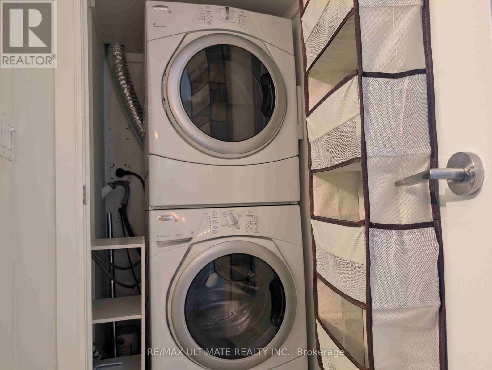 917 - 70 Roehampton Avenue, Toronto, Ontario  M4P 1R2 - Photo 20 - C13414350
