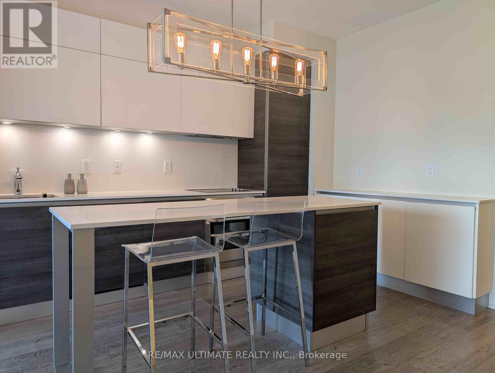 917 - 70 Roehampton Avenue, Toronto, Ontario  M4P 1R2 - Photo 7 - C13414350