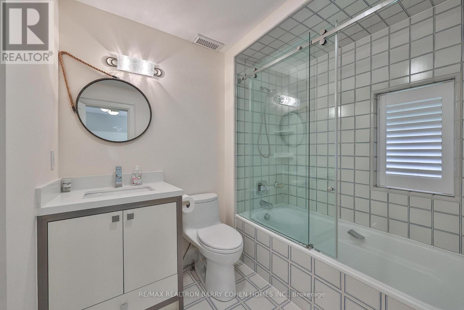 48 Old Yonge Street, Toronto, Ontario  M2P 1P7 - Photo 31 - C13414278