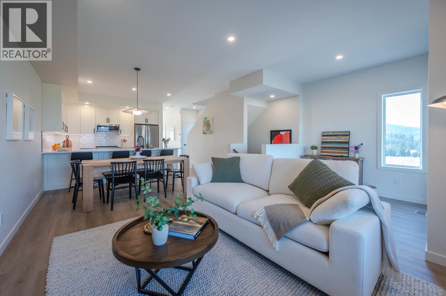 158 Deer Place Unit# 109, Penticton, British Columbia  V2A 0J7 - Photo 5 - 10382961