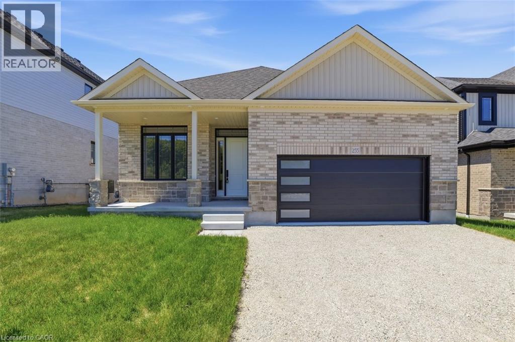 255 Ladyslipper Drive, Waterloo, Ontario  N2V 0C3 - Photo 1 - 40825943