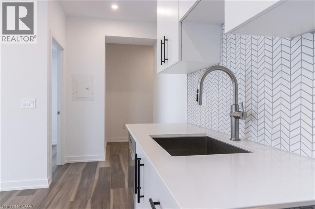 5 Wellington Street S Unit# 1410, Kitchener, Ontario  N2G 1C7 - Photo 6 - 40837343