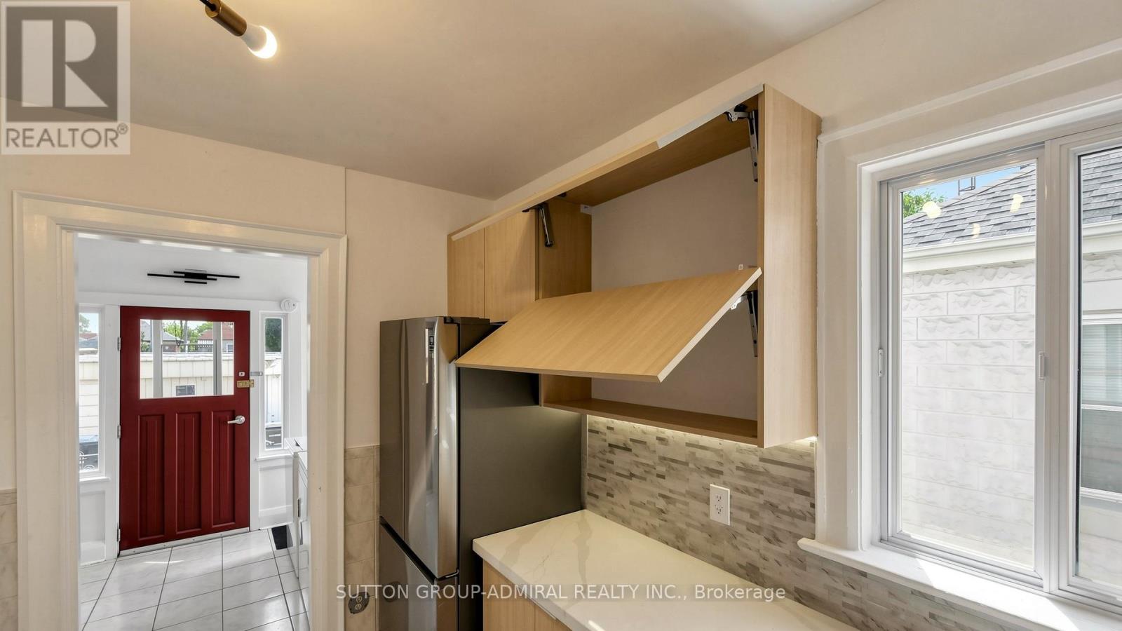 87 Pritchard Avenue, Toronto, Ontario  M6N 1T9 - Photo 11 - W12944320