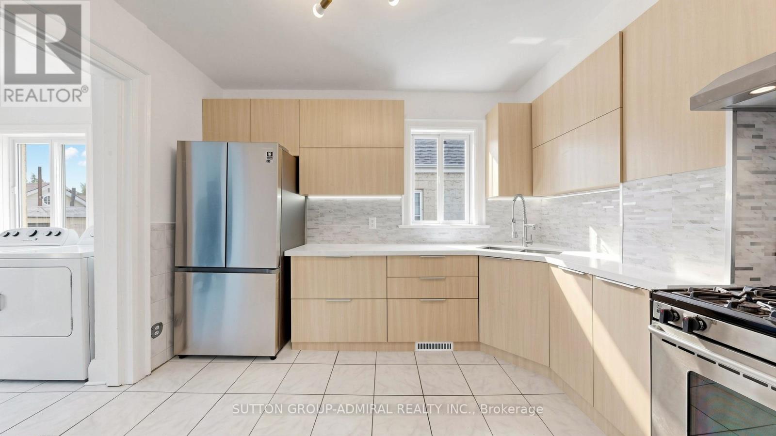 87 Pritchard Avenue, Toronto, Ontario  M6N 1T9 - Photo 5 - W12944320
