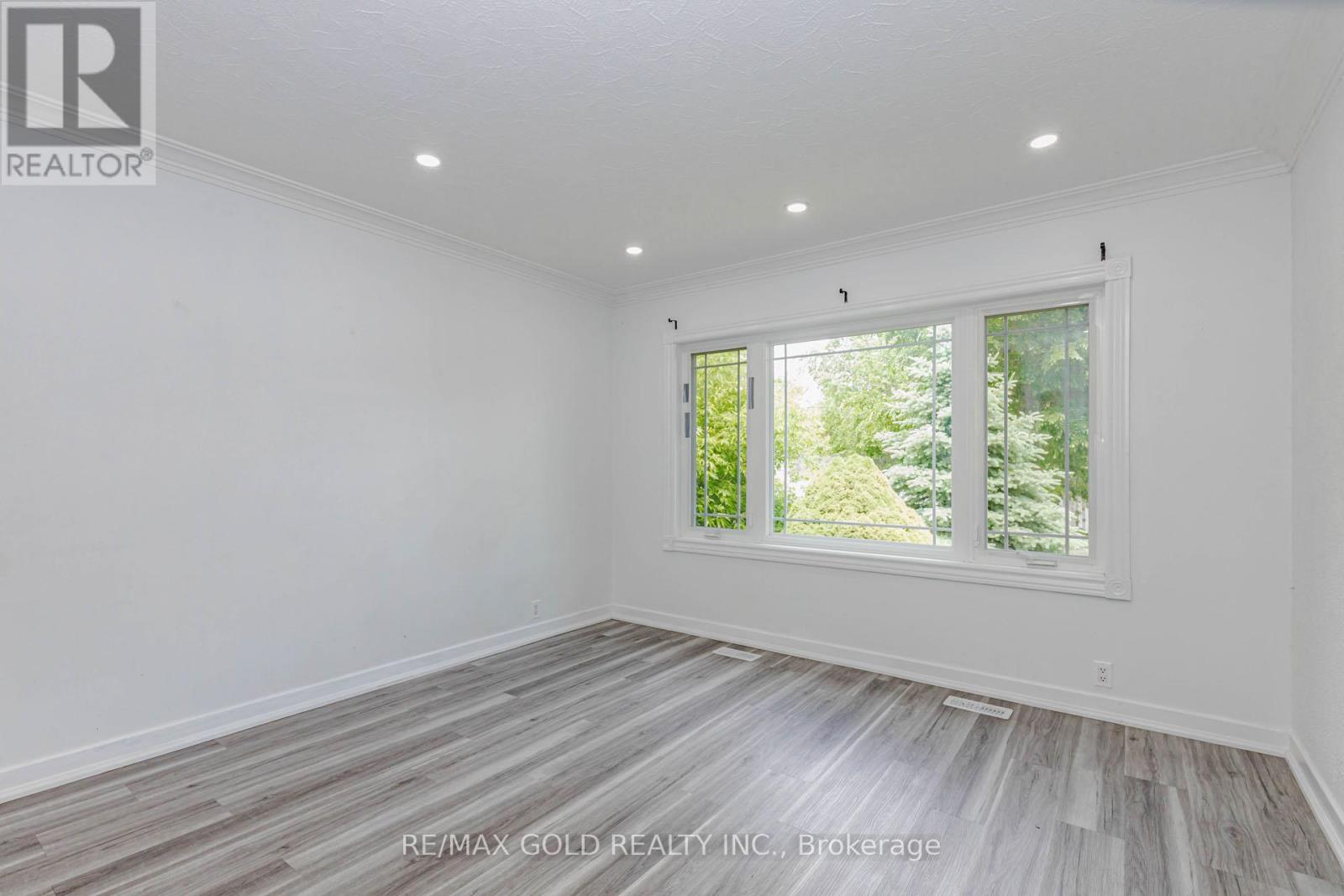 248 Felan Avenue, Oakville, Ontario  L6K 2X6 - Photo 10 - W13229294