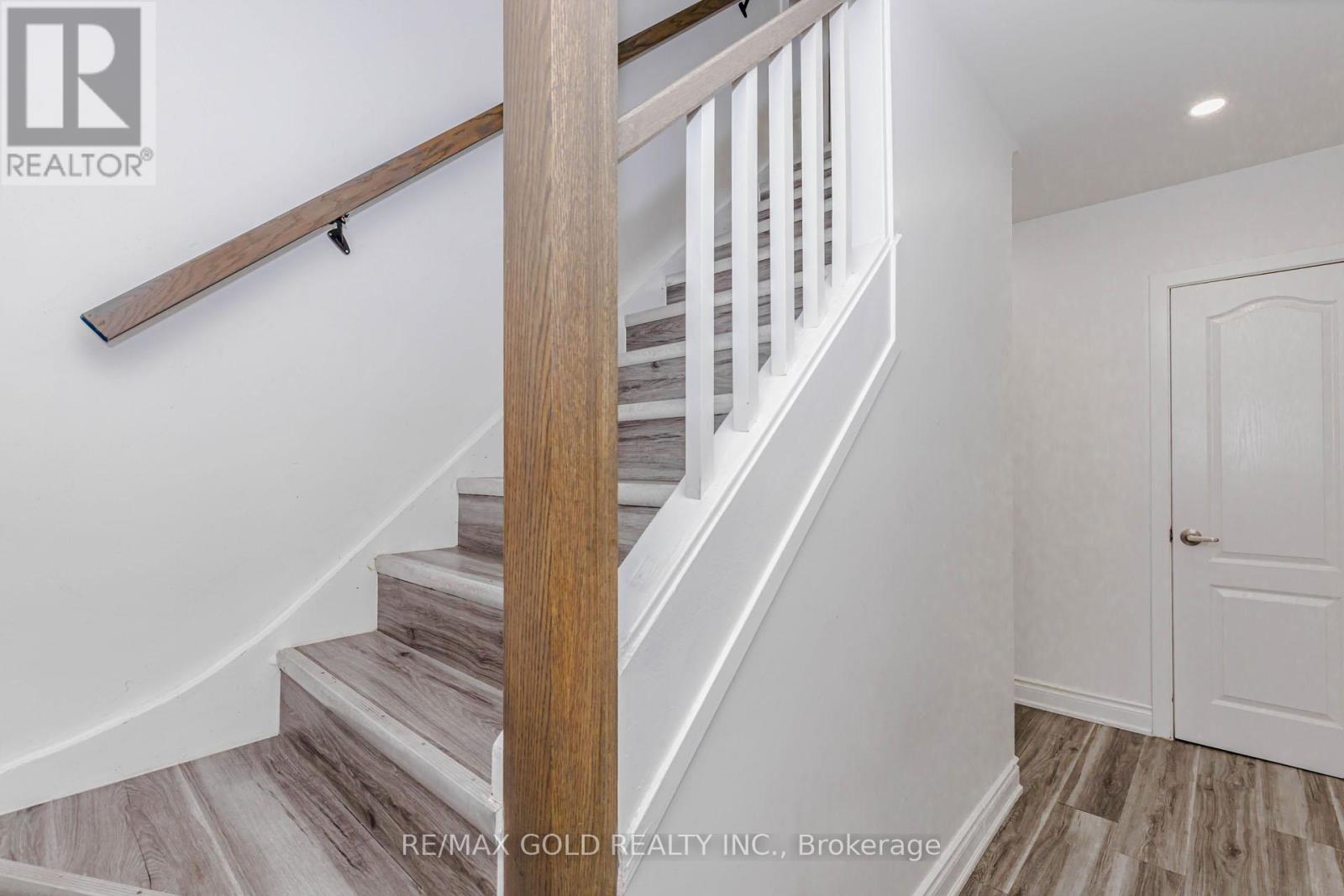 248 Felan Avenue, Oakville, Ontario  L6K 2X6 - Photo 7 - W13229294
