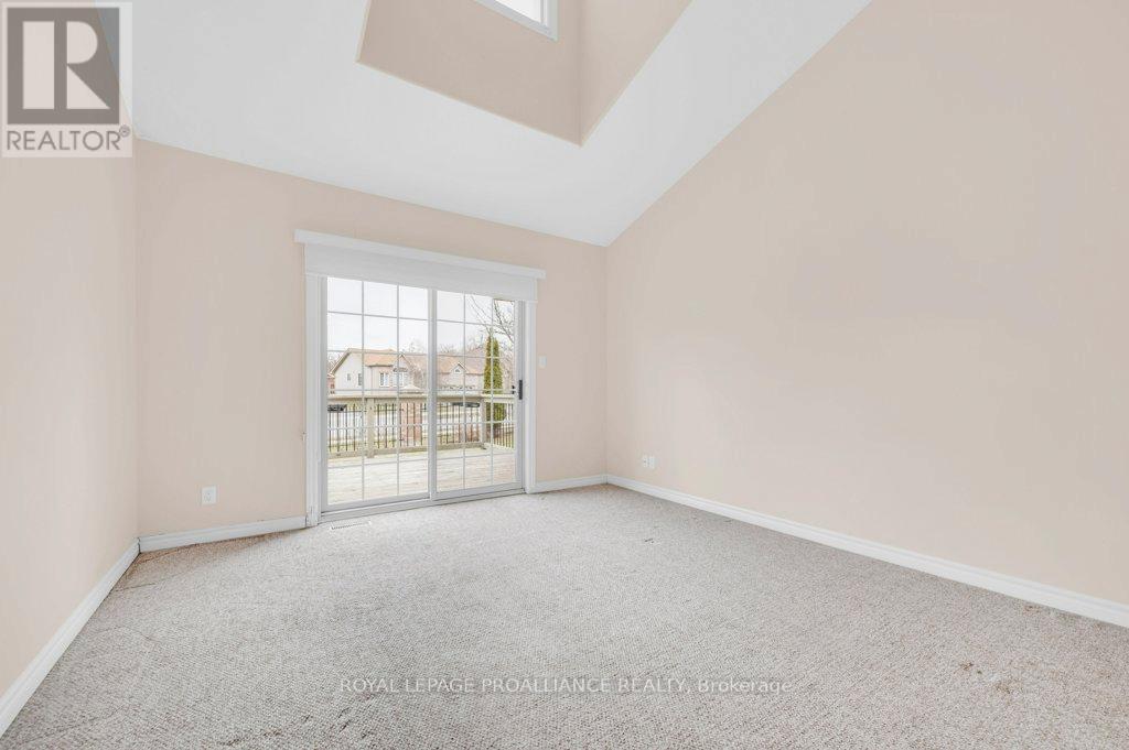 12 - 25 Heartwood Drive, Belleville, Ontario  K8P 5M2 - Photo 20 - X12960886