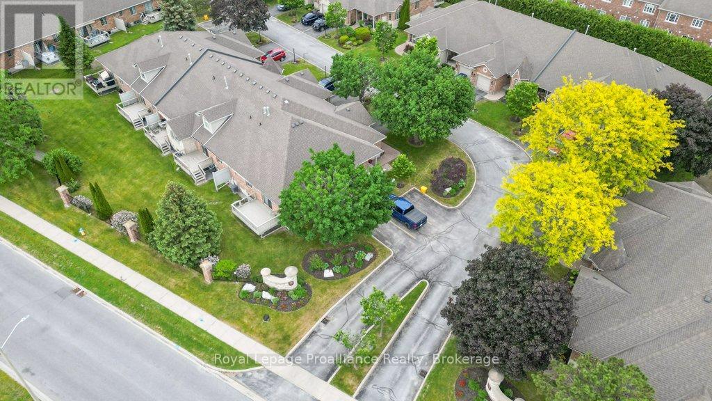 12 - 25 Heartwood Drive, Belleville, Ontario  K8P 5M2 - Photo 42 - X12960886