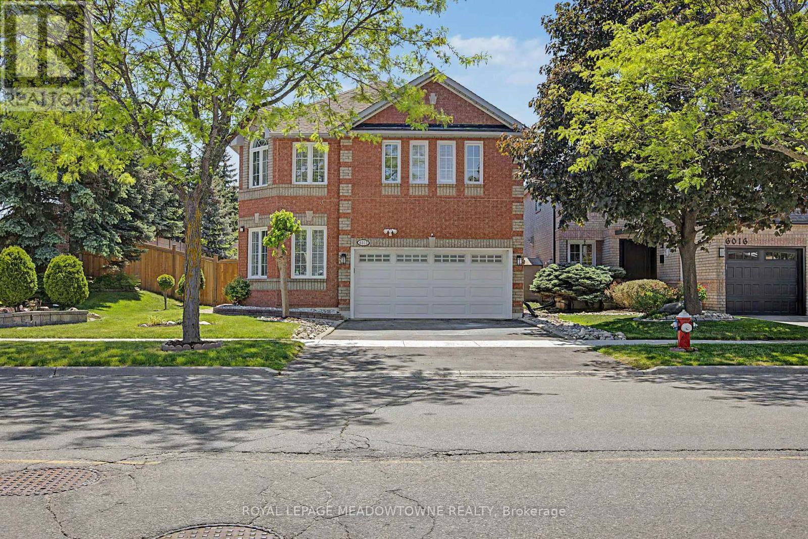 6012 MAPLE GATE CIRCLE, Mississauga, Ontario
