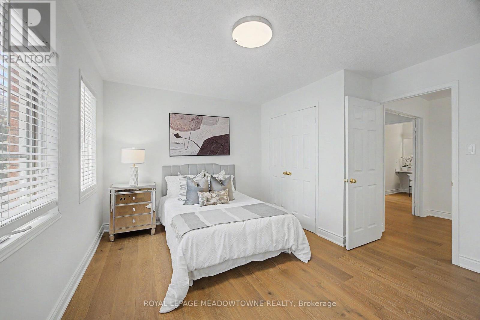 6012 Maple Gate Circle, Mississauga, Ontario  L5N 7A7 - Photo 24 - W13414274