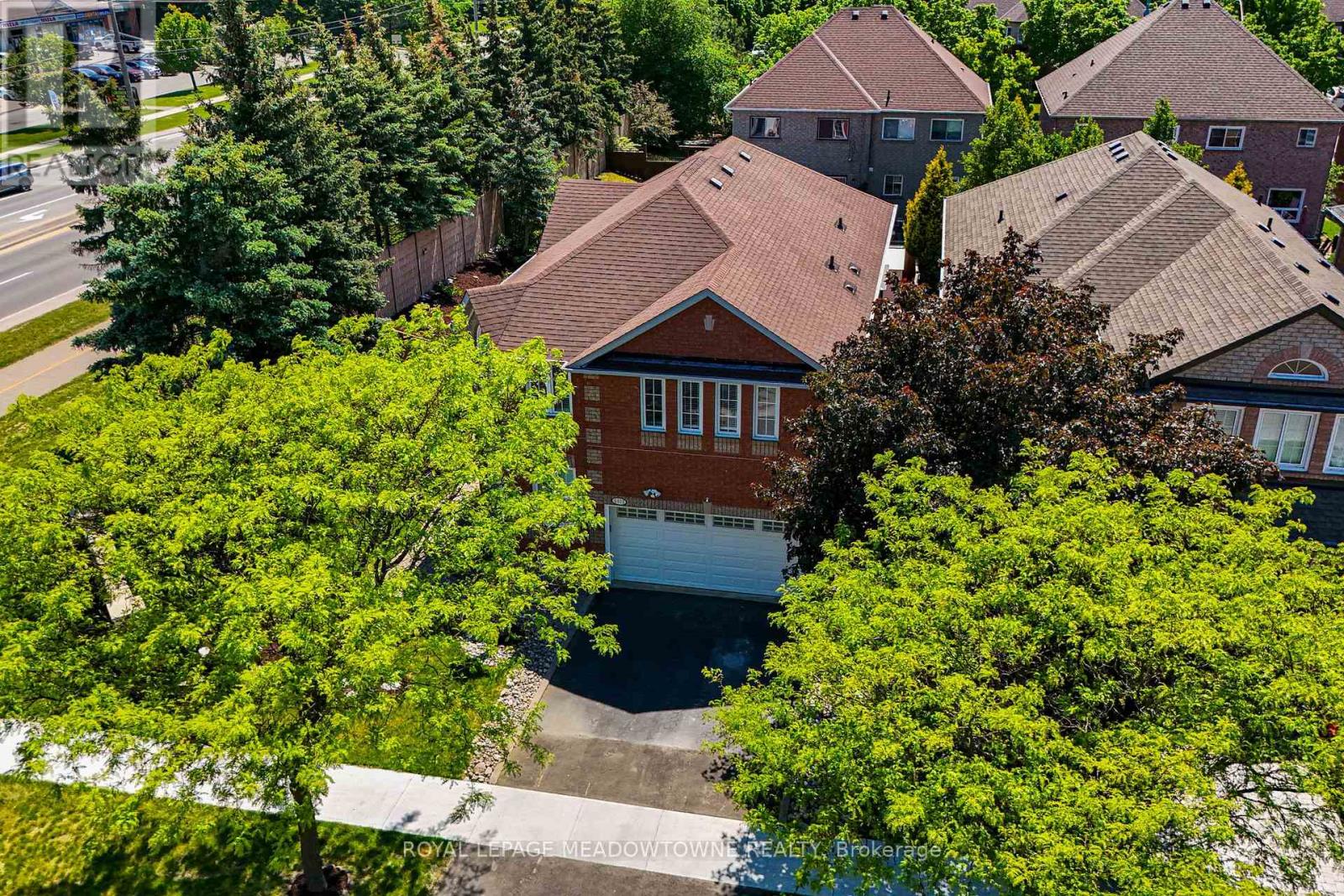 6012 Maple Gate Circle, Mississauga, Ontario  L5N 7A7 - Photo 44 - W13414274