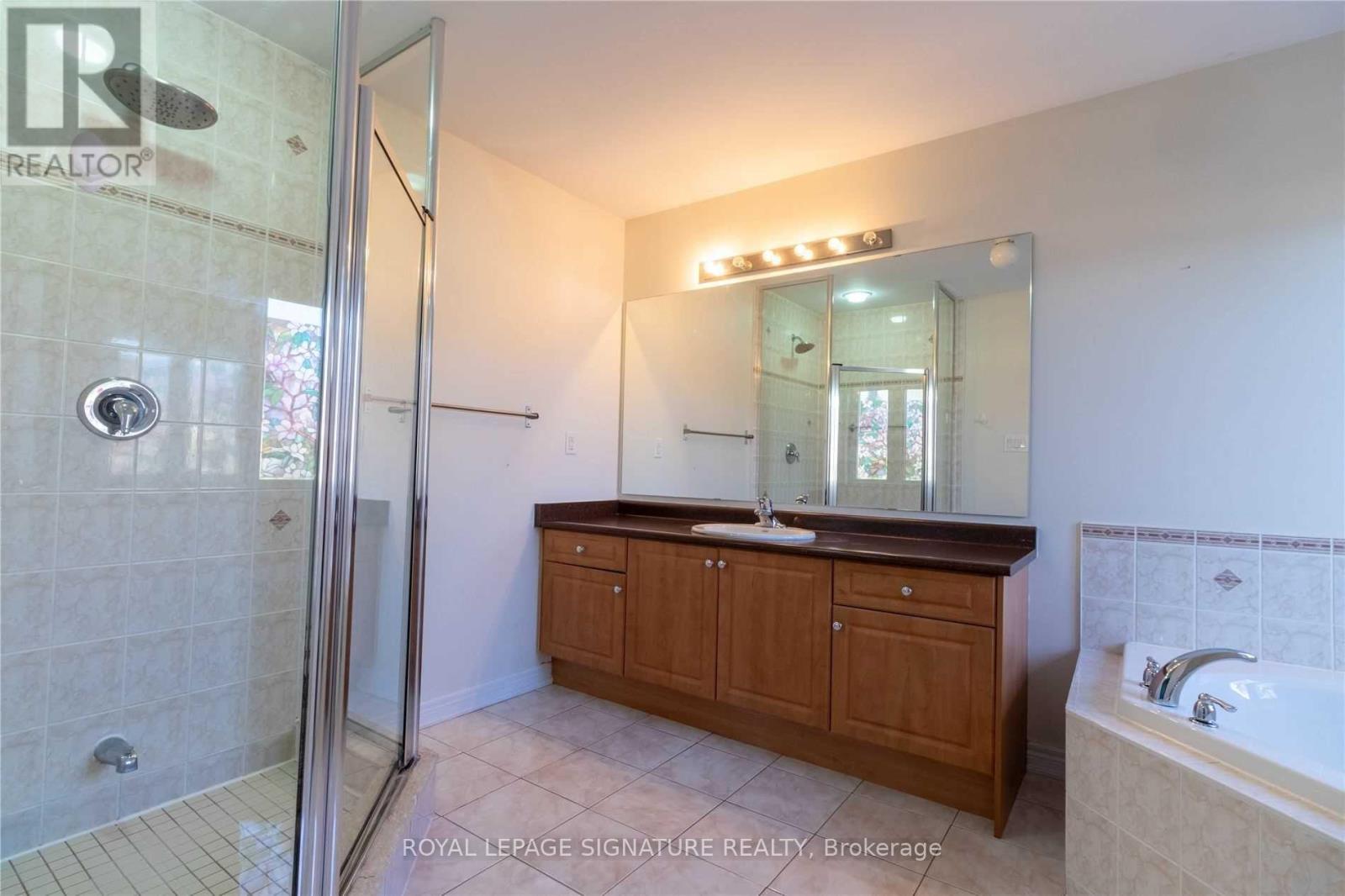 128 Holmes Crescent, Milton, Ontario L9T 0V8 - Photo 18 - W13414366