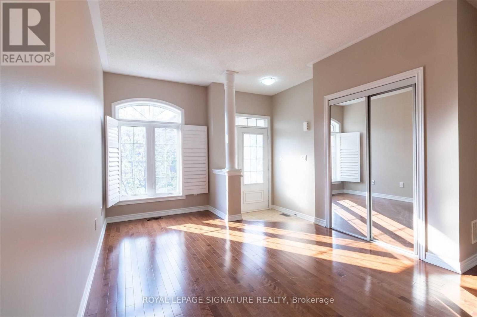 128 Holmes Crescent, Milton, Ontario L9T 0V8 - Photo 5 - W13414366