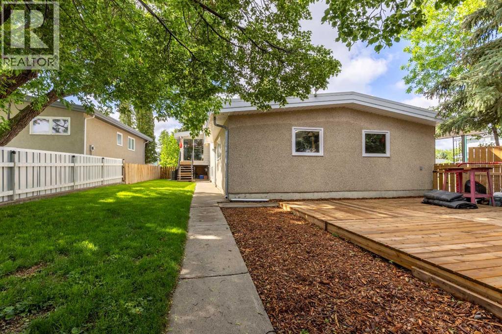 5 Larkspur Road N, Lethbridge, Alberta  T1H 4J6 - Photo 33 - A2316115