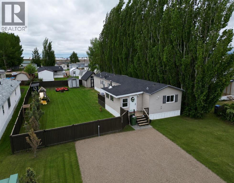 10509 102A Street, la crete, Alberta