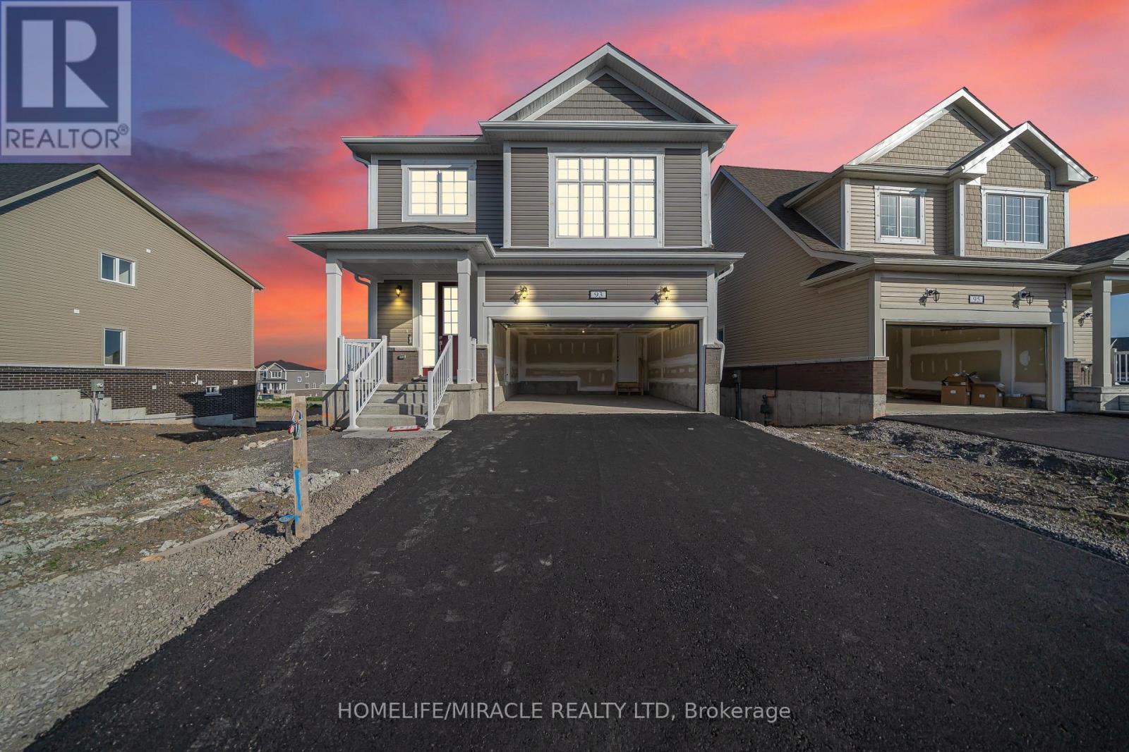 93 Royal Oak Crescent, Loyalist, Ontario  K0H 1G0 - Photo 2 - X13414284