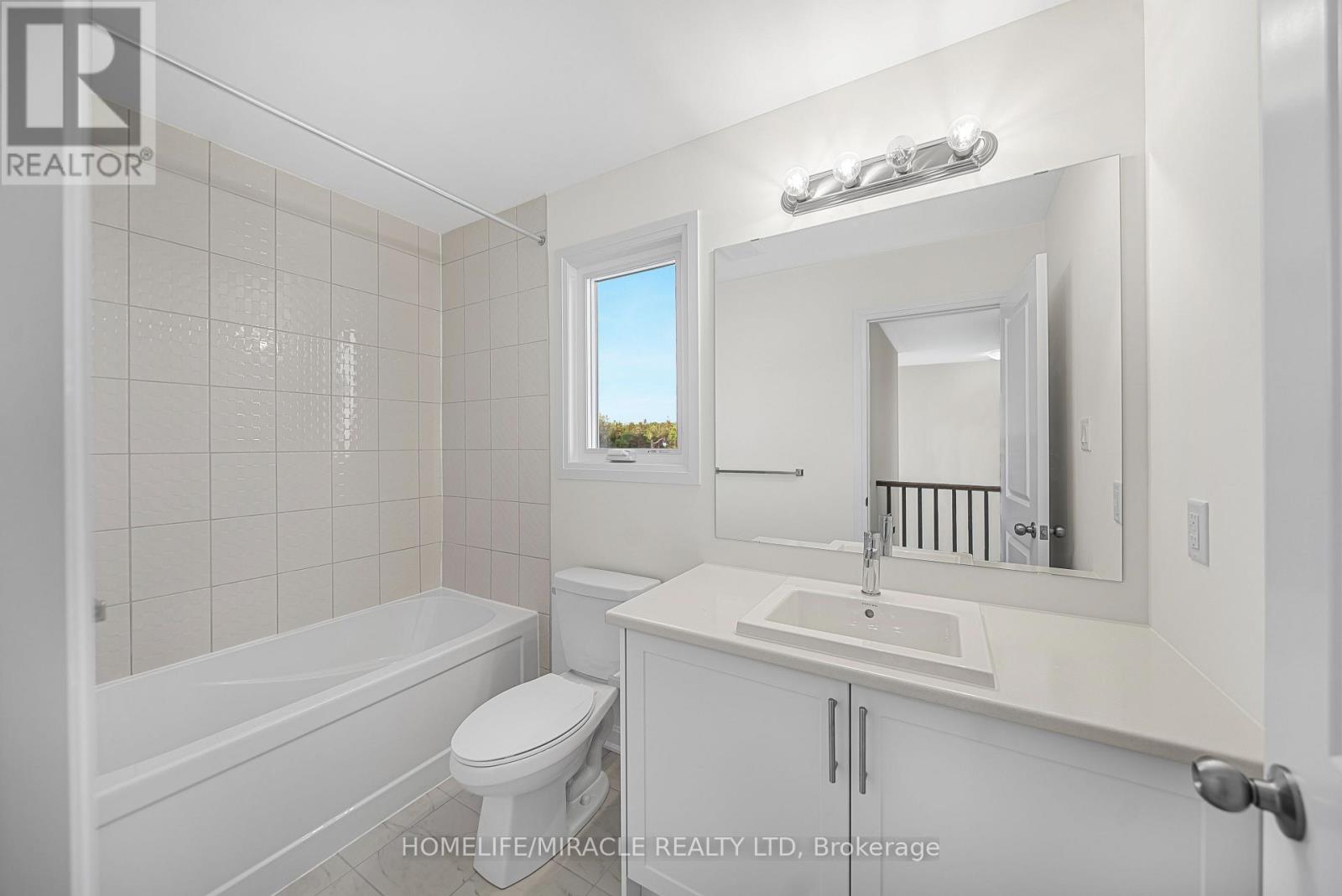93 Royal Oak Crescent, Loyalist, Ontario  K0H 1G0 - Photo 29 - X13414284