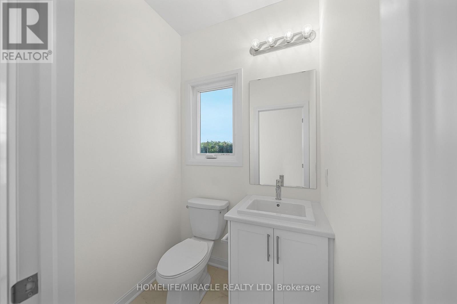 93 Royal Oak Crescent, Loyalist, Ontario  K0H 1G0 - Photo 7 - X13414284