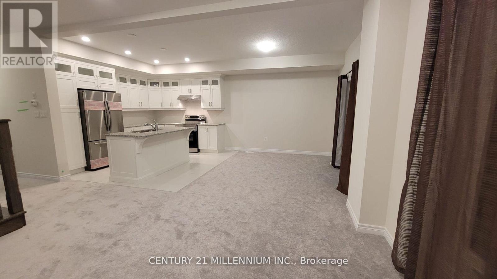 15 Alayche Trail, Welland, Ontario  L3C 0J7 - Photo 2 - X13414292
