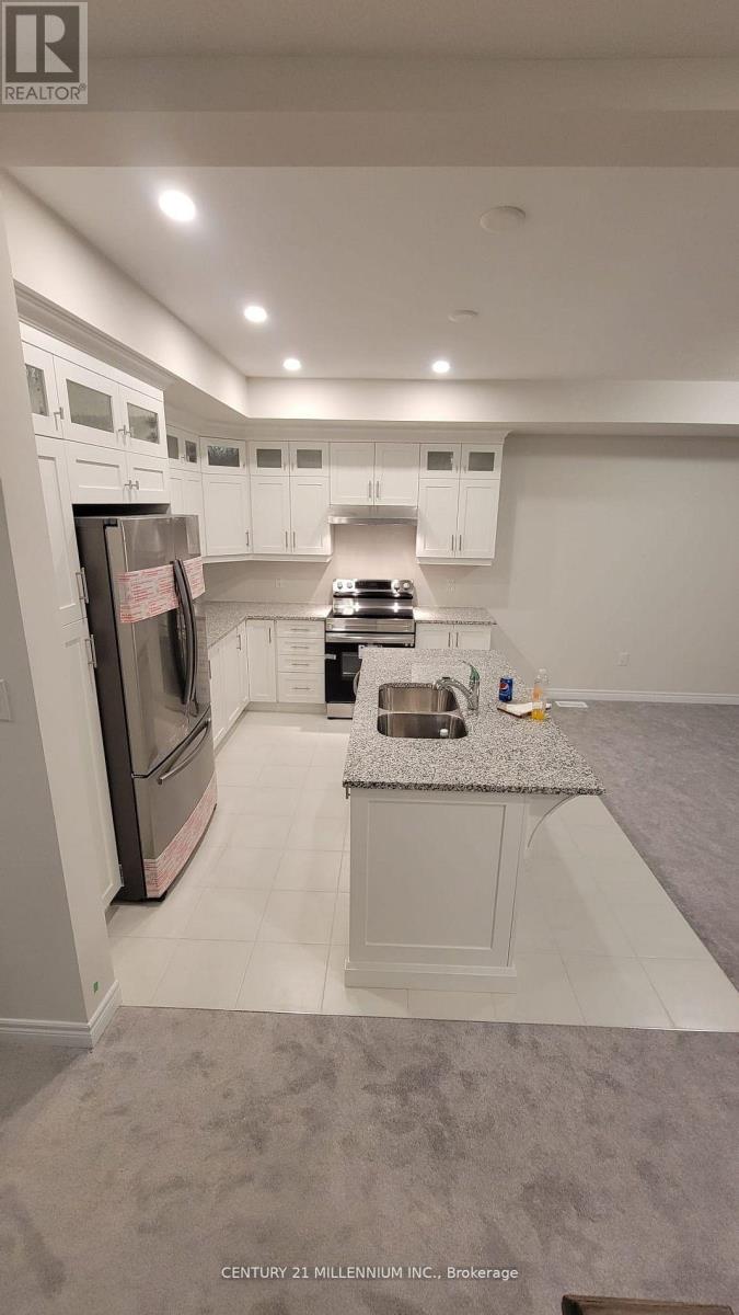15 Alayche Trail, Welland, Ontario  L3C 0J7 - Photo 3 - X13414292