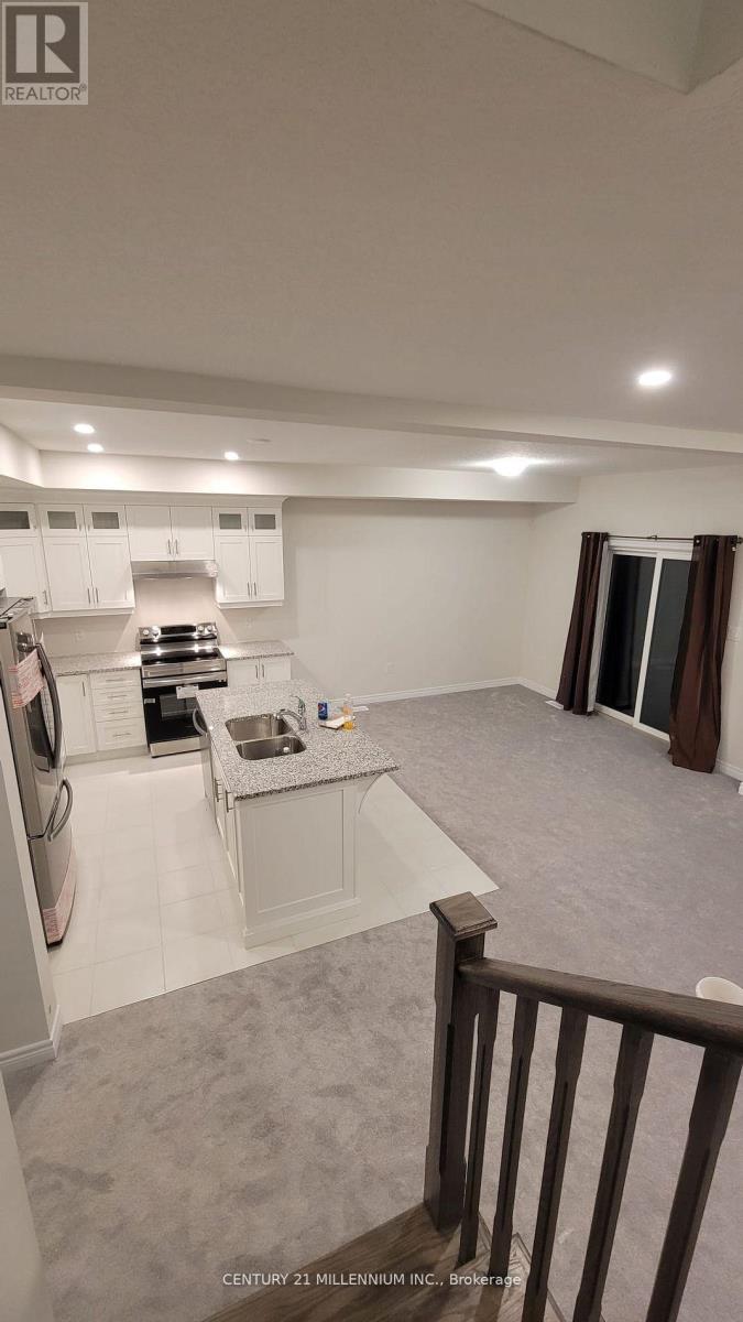 15 Alayche Trail, Welland, Ontario  L3C 0J7 - Photo 4 - X13414292