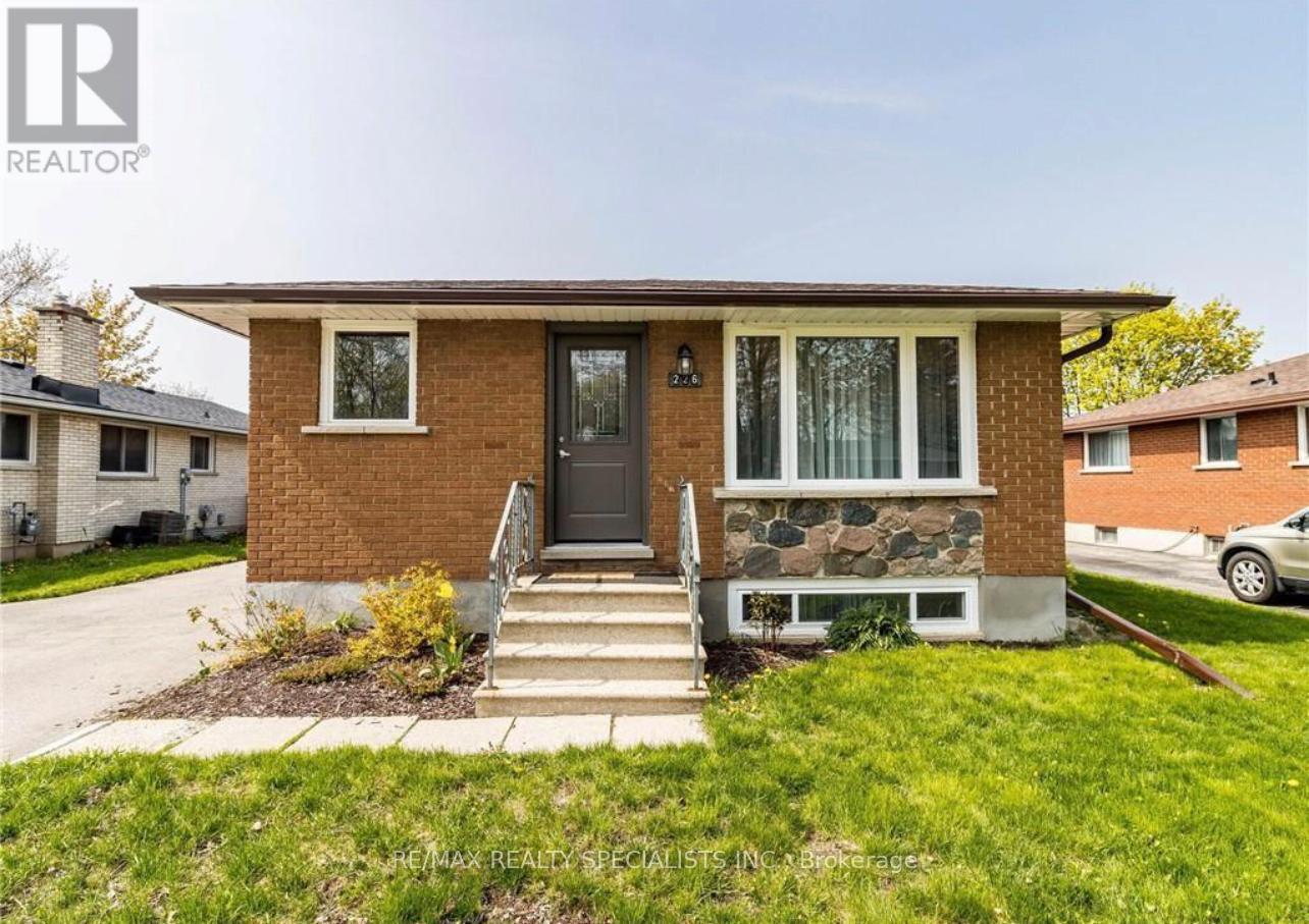Upper - 226 Overlea Drive, Kitchener, Ontario N2M 1T3 - Photo 1 - X13414346