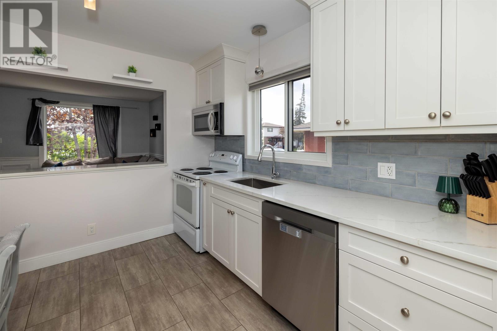 1126 Broadmore Ave, Thunder Bay, Ontario  P7E 2Y6 - Photo 8 - TB2601396