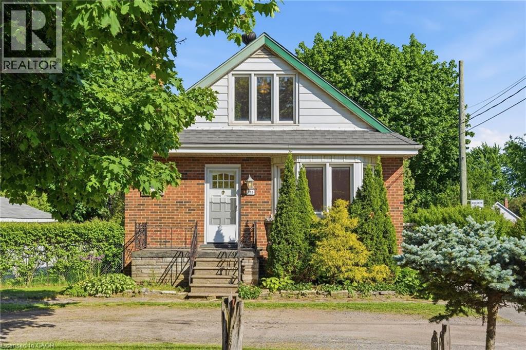 352 PARKSIDE Drive, Waterdown, Ontario