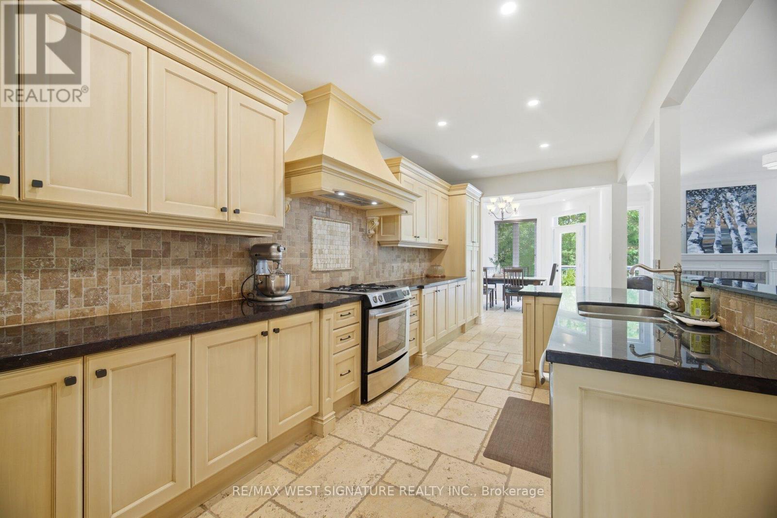 29 Willard Hunt Crescent, King, Ontario  L0G 1N0 - Photo 10 - N13414020