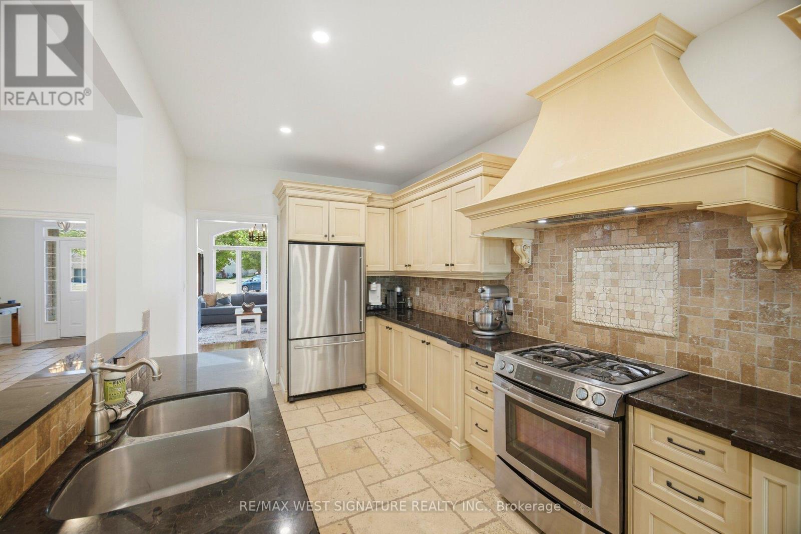 29 Willard Hunt Crescent, King, Ontario  L0G 1N0 - Photo 9 - N13414020