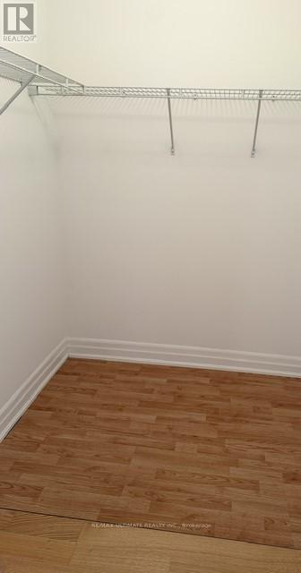 605 - 500 St Clair Avenue W, Toronto, Ontario  M6C 1A8 - Photo 11 - C13113292