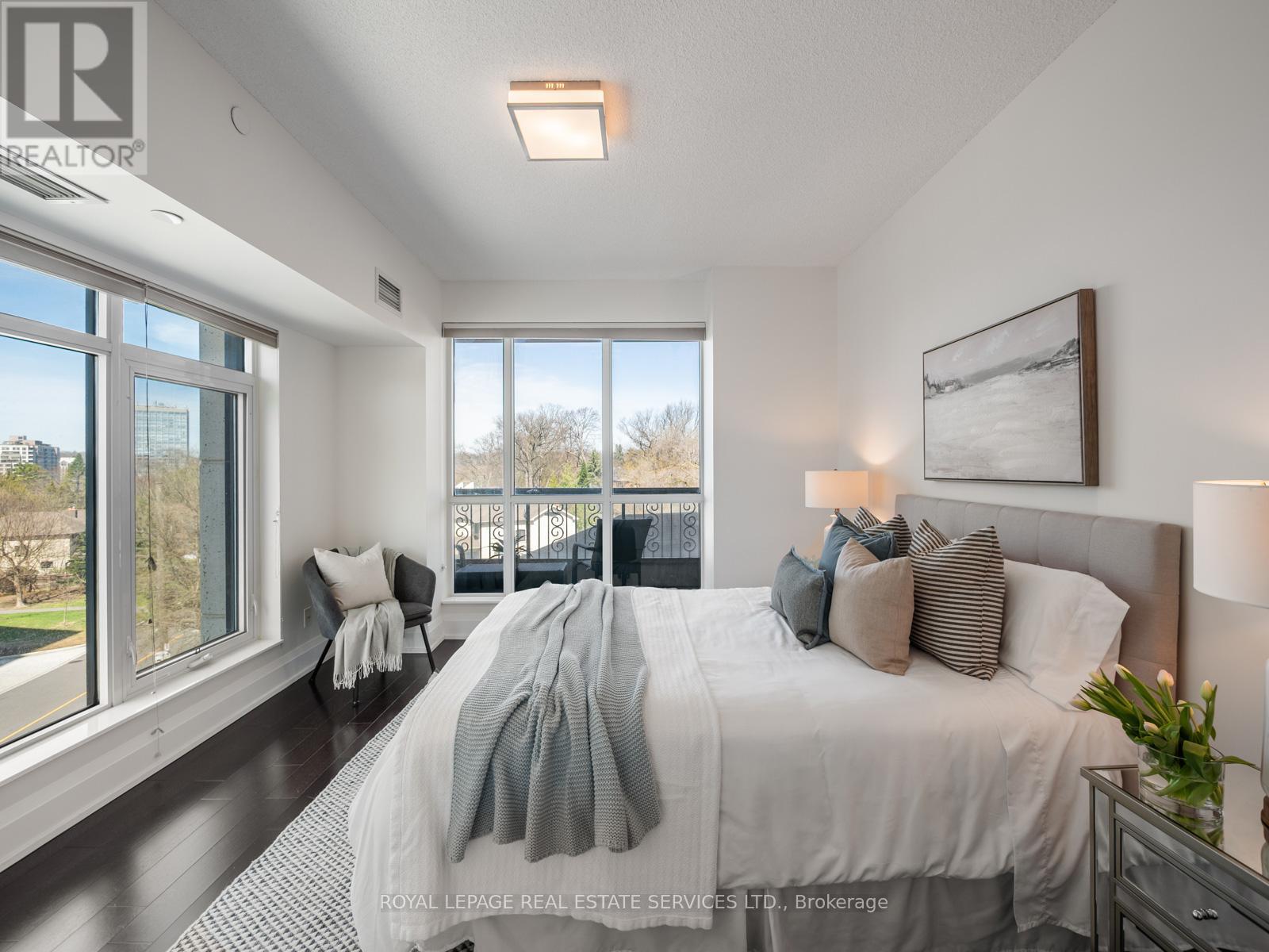 225 - 1 Old Mill Drive, Toronto, Ontario  M6S 0A1 - Photo 23 - W13054642